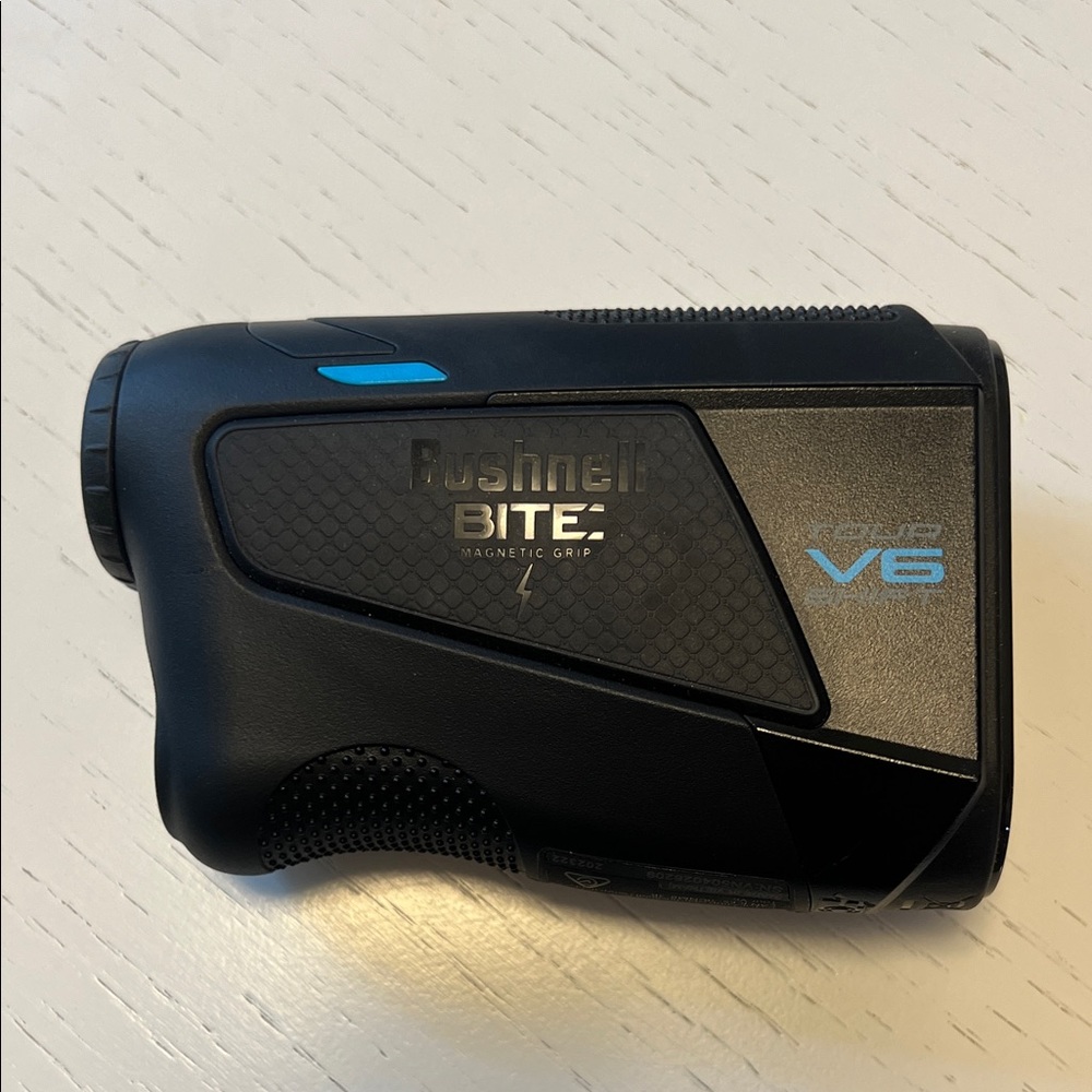 Bushnell Black and Blue Rangefinder - Picture 2 of 6